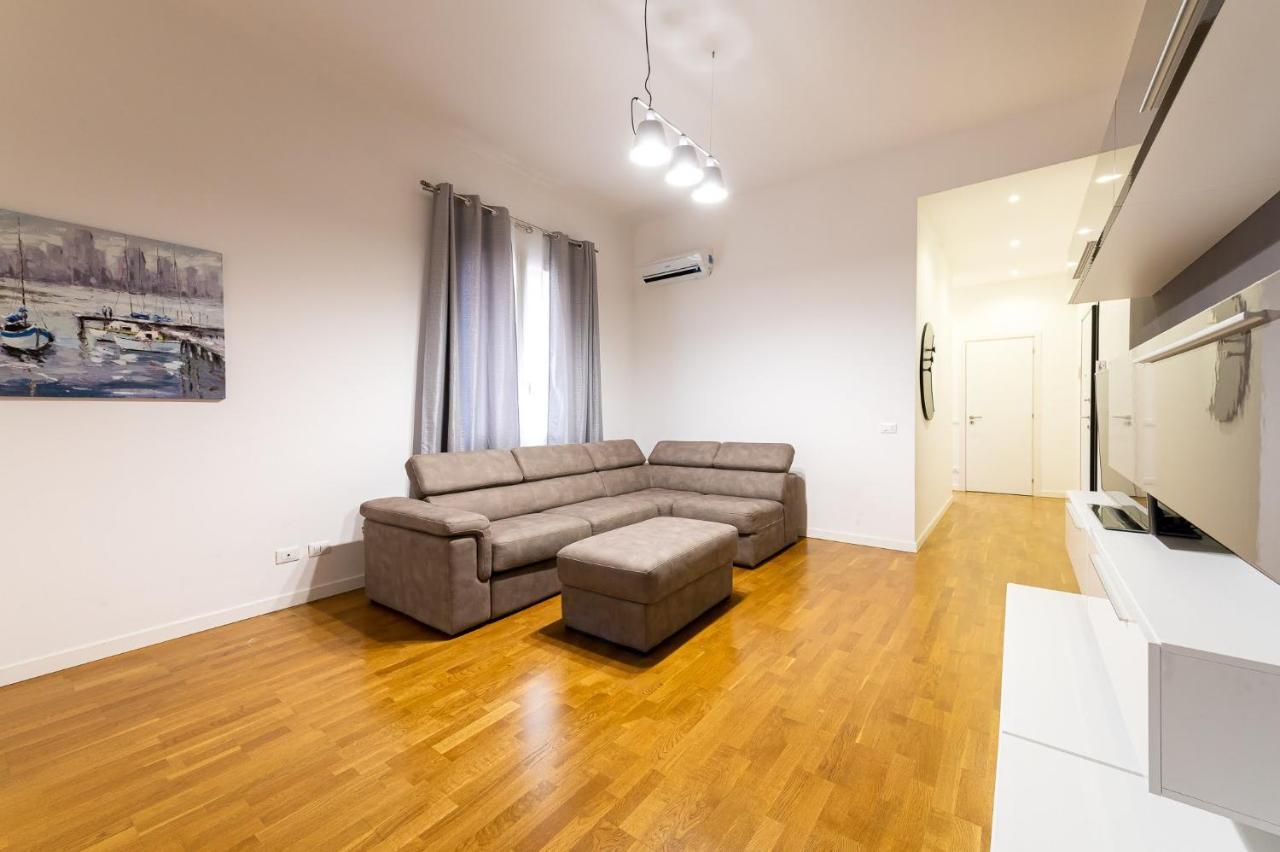 Casa Di Dada - Statua Apartment Палермо Екстериор снимка